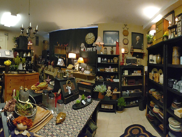 Willow Tree Primitive Shop Primitive Furniture D cor Florals